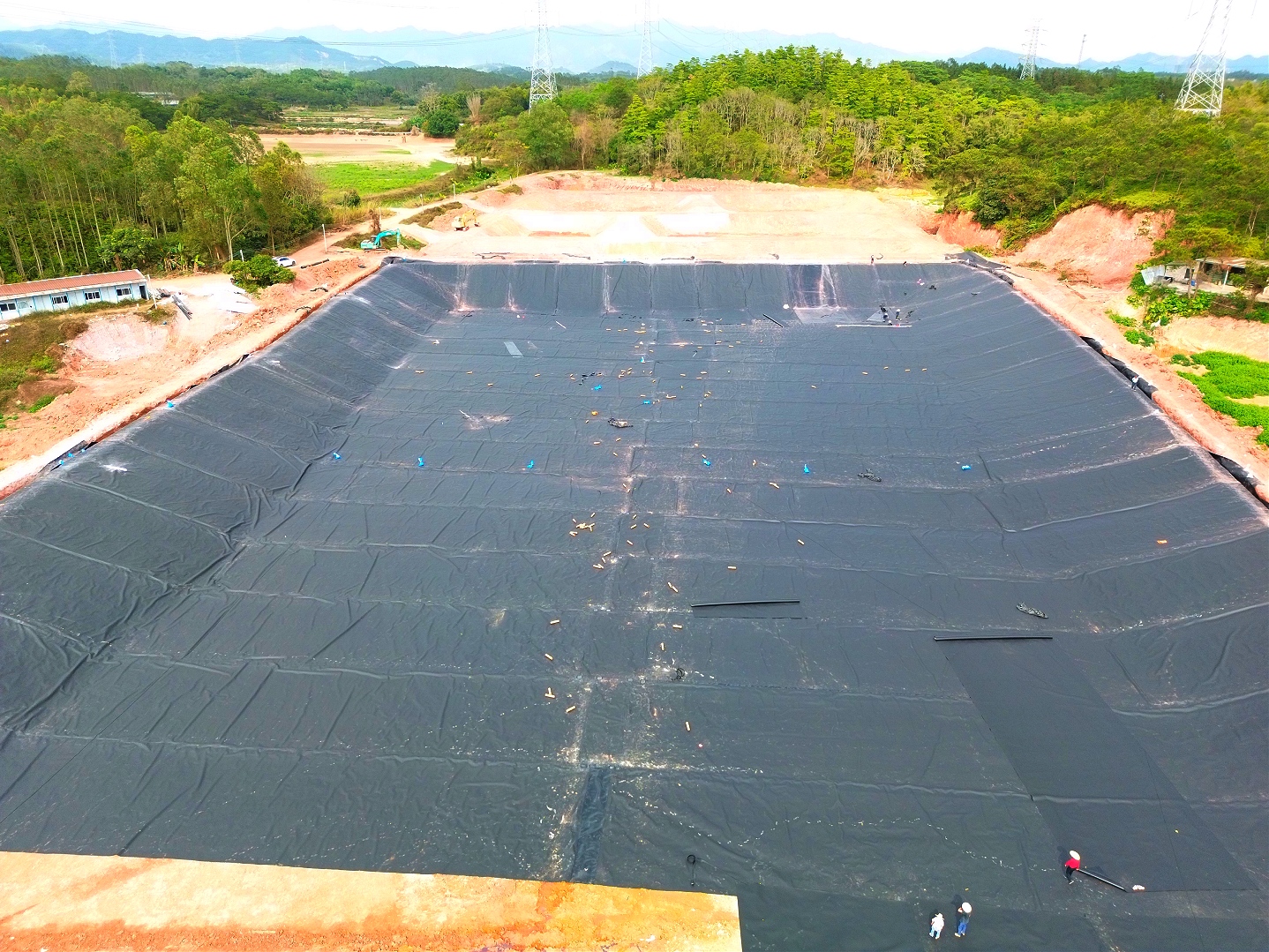 OEM Woven Geotextile Fabric: Key Benefits and Applications for Durable Ground Stabilization